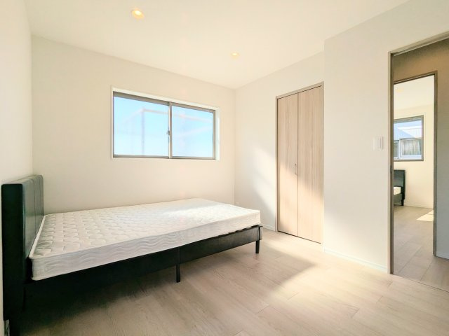 葛飾区東四つ木１丁目の戸建の寝室|～主寝室写真～