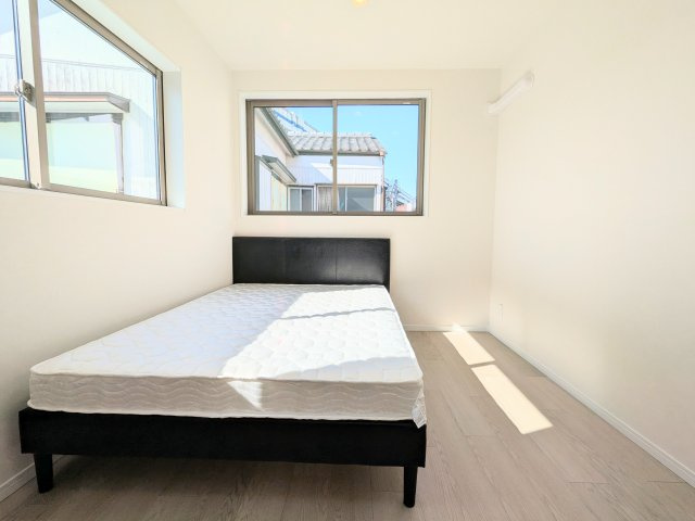 葛飾区東四つ木１丁目の戸建の洋室|～居室写真～