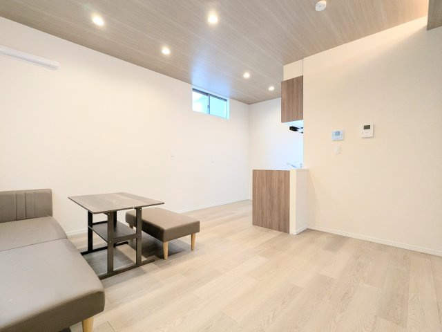 葛飾区東四つ木１丁目の戸建のキッチン|～リビングダイニング写真～