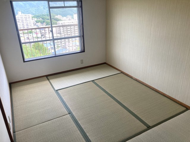 メゾン北鈴の和室|明るい和室も風通し良好です