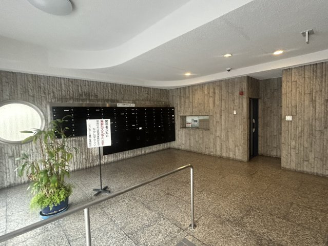 シャンボール豊中のエントランス