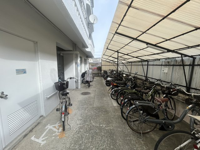シャンボール豊中の駐輪場