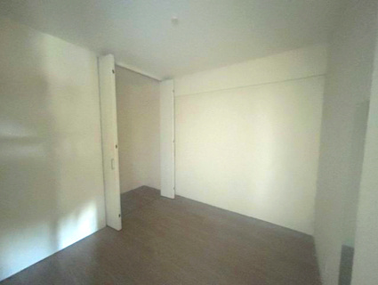 シャンボール豊中の洋室