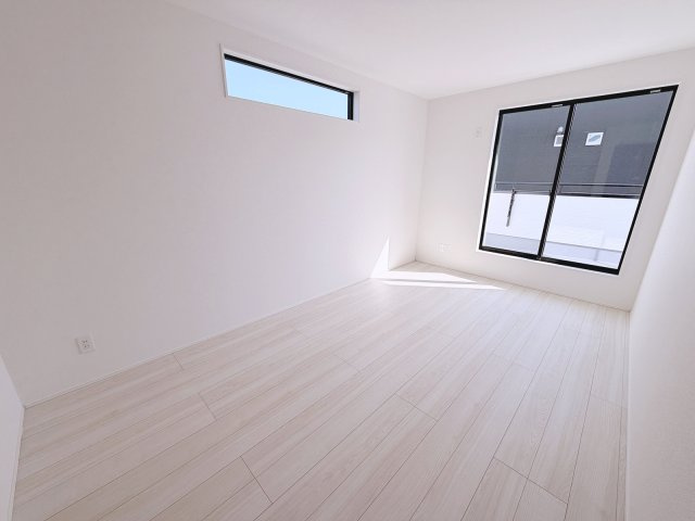 島田市御仮屋町／　新築戸建の洋室