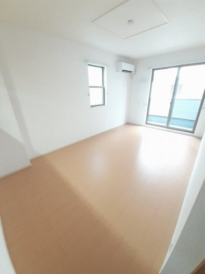 【居間・リビング】 | モデッサ２４Ｗハウス郷前 | こちらのリビングで趣味の時間をお楽しみください