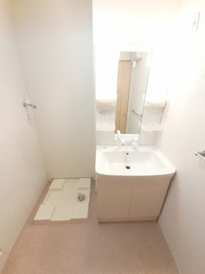 【洗面所】 | モデッサ２４Ｗハウス郷前 | スペースが確保できる洗面所です