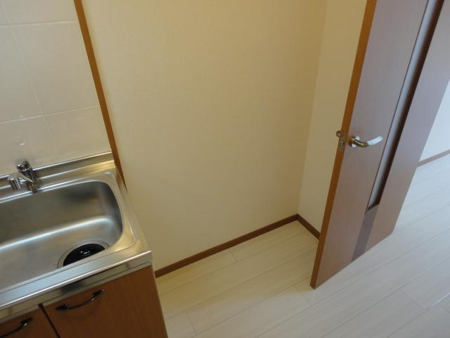 リバティヒルズ吉田Ⅴ　　刈谷市近郊の賃貸はクラスホーム刈谷店のキッチン|冷蔵庫スペース