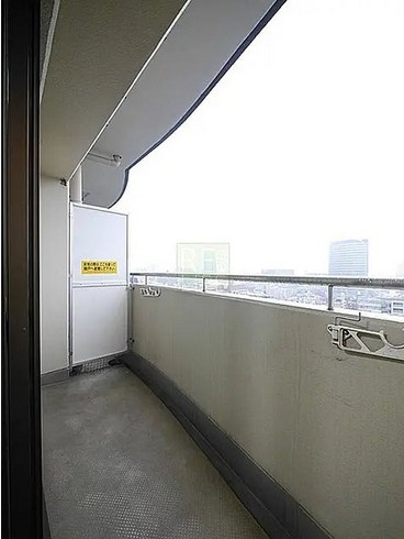 【バルコニー】