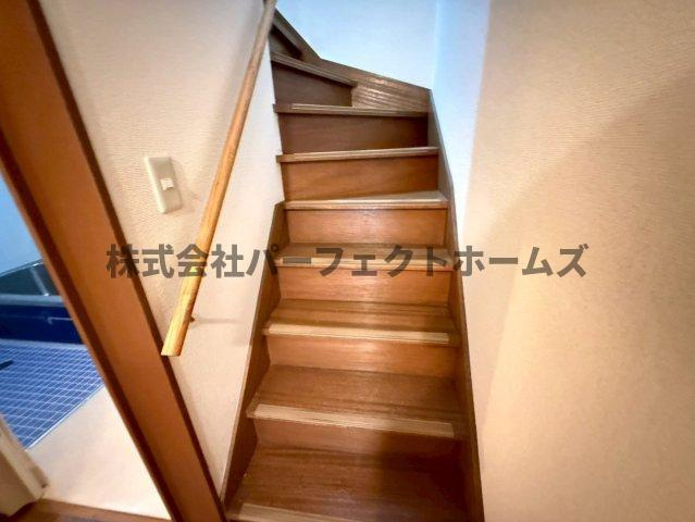 春日元町1丁目戸建　賃貸の内装|内装は落ち着いています