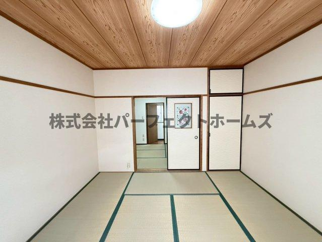 春日元町1丁目戸建　賃貸の和室|フローリングだけでなく、和室もあります