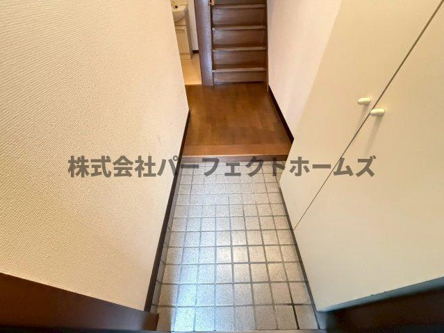 春日元町1丁目戸建　賃貸の玄関|玄関です