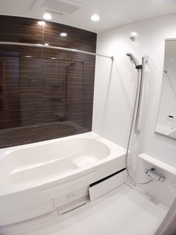 ヴェルデ　ブリッサ　Ⅲの浴室