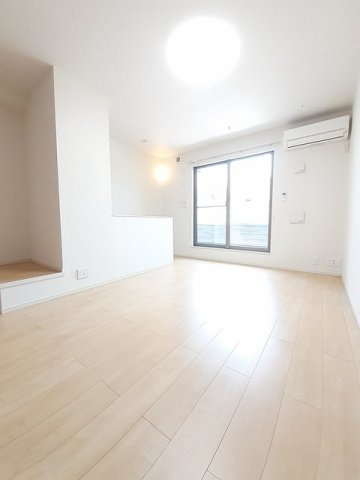 ラヴィエベルの居間・リビング