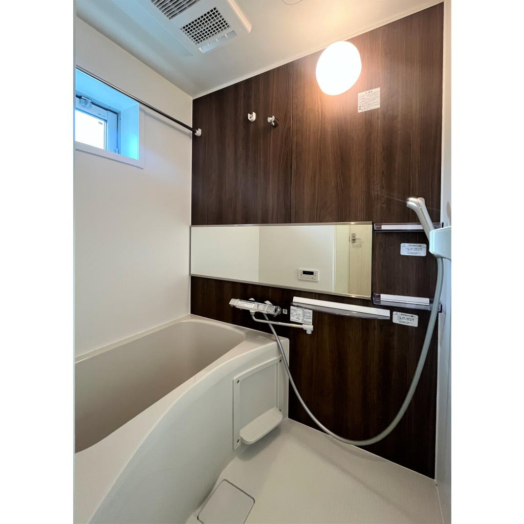 ＡＬＥＧＲＩＡ東花園の浴室