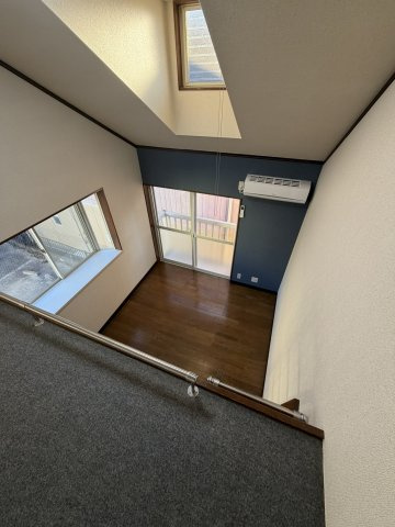 【 貸主 】パレス西戸部の洋室