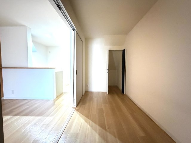 アルヴィータA棟の洋室