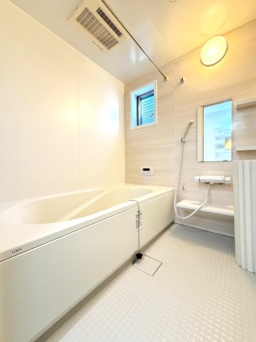 アルヴィータA棟の浴室