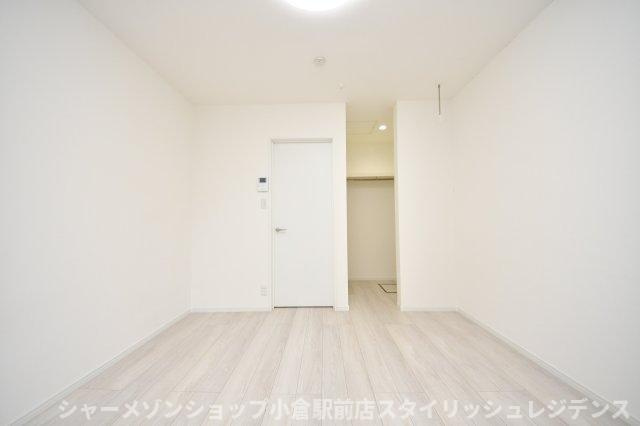 ＧＯＬＤ　ＳＨＩＰの居間・リビング