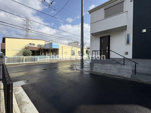 【間取り】 | ライフステージの変化に柔軟に対応できる4ＬＤＫの間取りプラン◎
玄関には「ＳＩＣ」メイン居室には「ＷＩＣ」キッチンにはまとめ買いができる「パントリー」を備えた、収納豊富なお住まいです♪