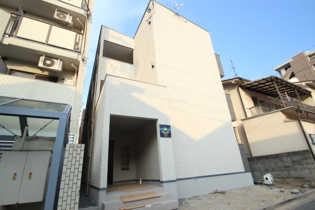 ＰＬＥＩＮ　ＳＯＬＥＩＬ　東雲本町の外観