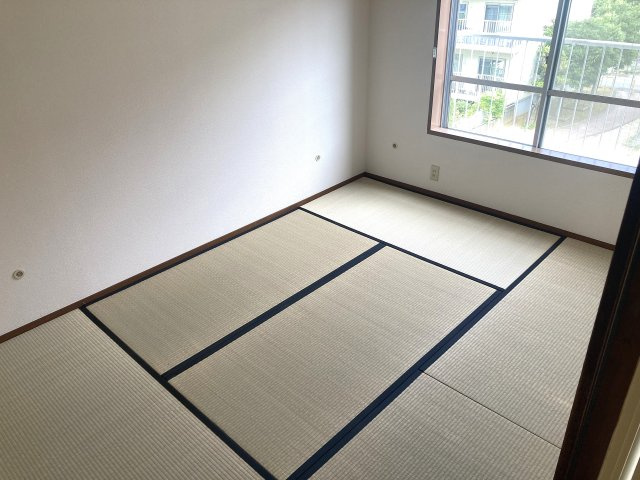 すずらん台コートの設備|和室のお部屋も綺麗で明るいです