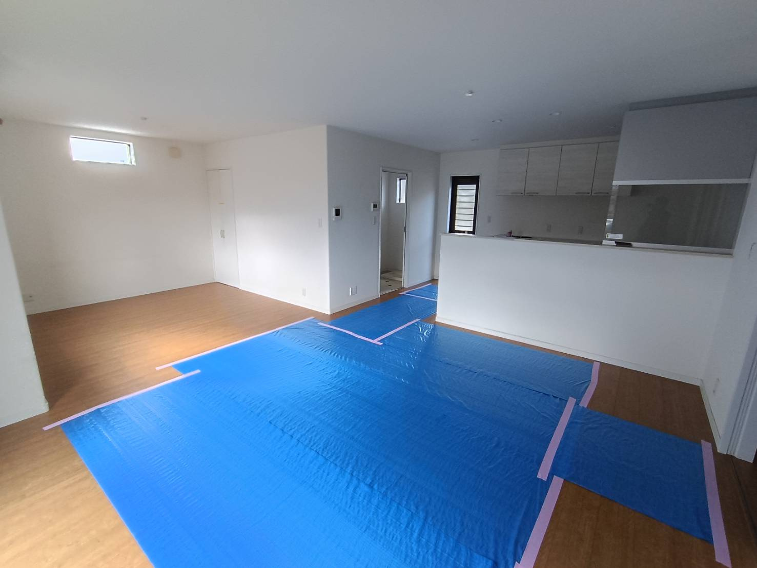 西条市古川甲303-10　中古戸建の居間・リビング