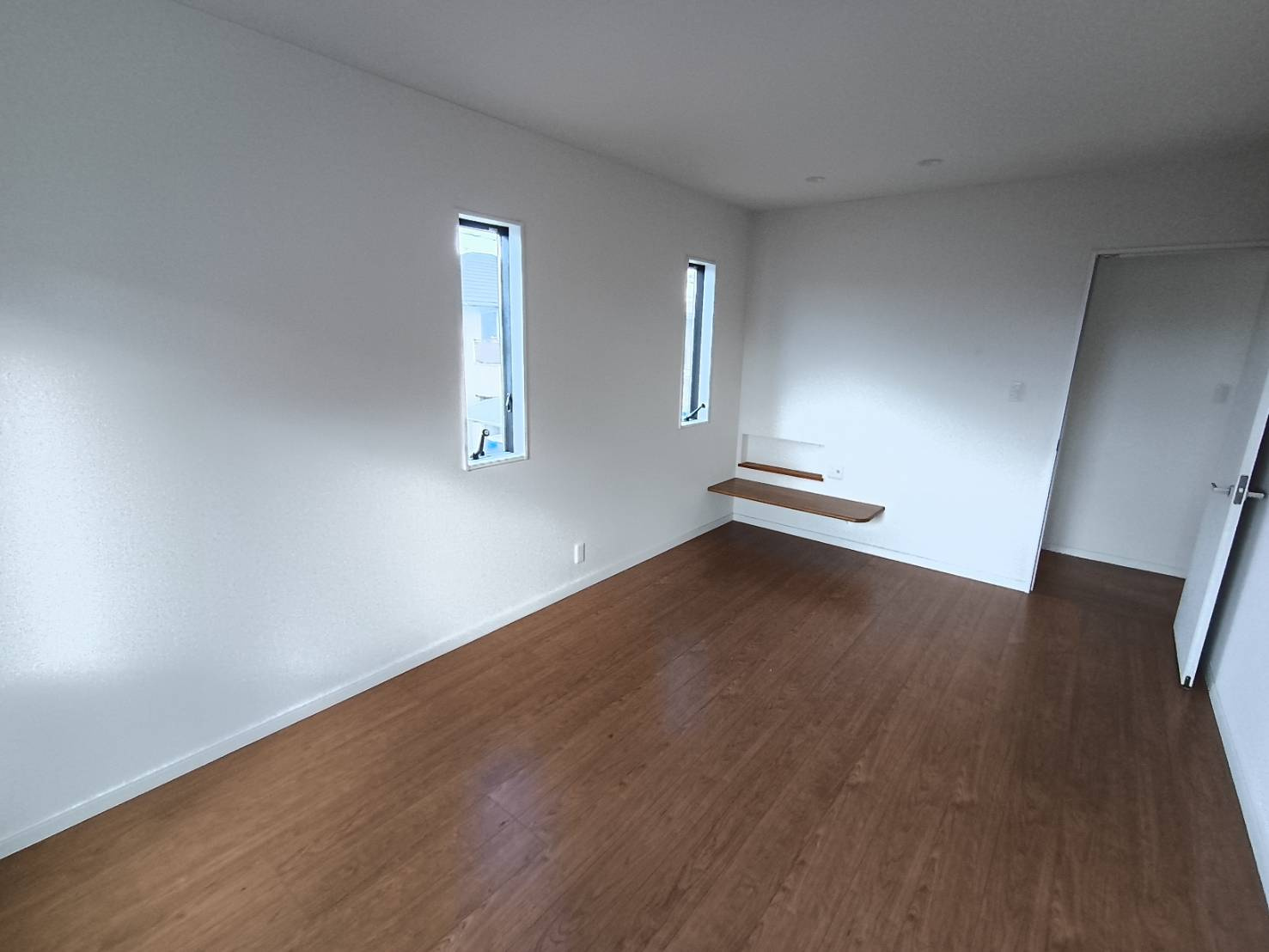 西条市古川甲303-10　中古戸建の洋室