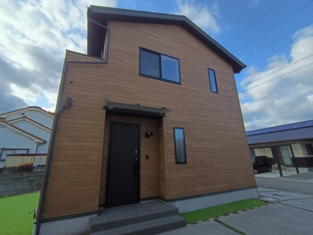 西条市古川甲303-10　中古戸建の外観