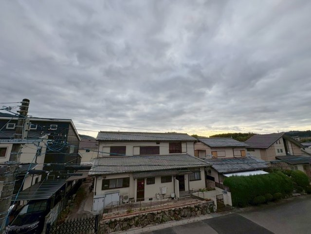 ◆リビング広々１８帖の４ＬＤＫ◆南向きにつき陽当たり良好◆並列駐車２台可能◆伏見区醍醐古道町１期の展望|バルコニーからの眺望