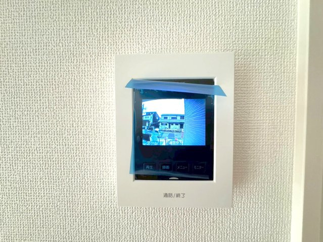 ◆リビング広々１８帖の４ＬＤＫ◆南向きにつき陽当たり良好◆並列駐車２台可能◆伏見区醍醐古道町１期のセキュリティ|TVモニター付きインターフォン