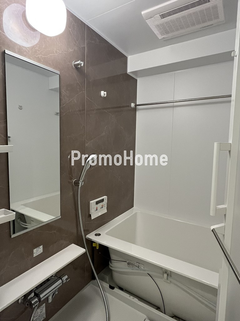 ジオエント秋葉原の浴室