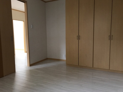 【内装】 | スカイコート | ※写真は別号室