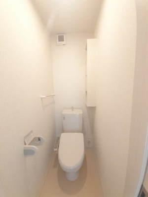 【トイレ】 | エトワールアソカＢ | 清潔感のあるトイレです