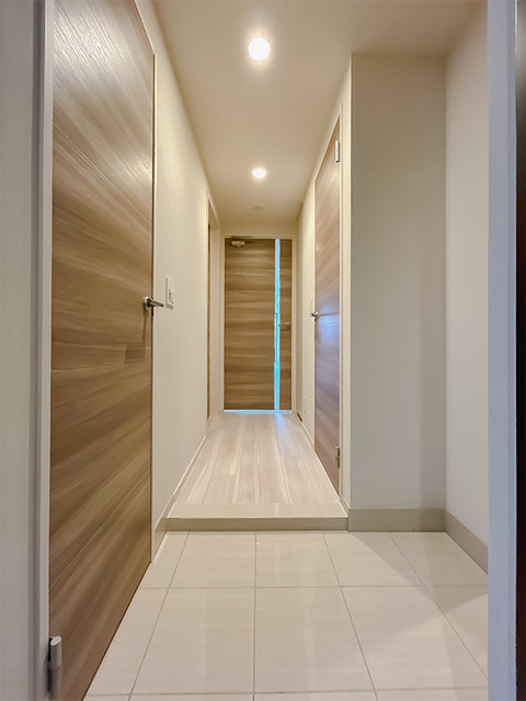 フロンティアレジデンス錦糸公園の玄関|※写真は同タイプ住戸です。