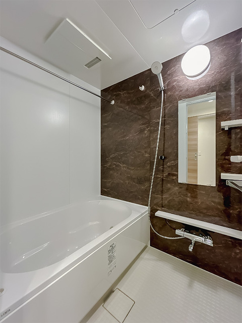 フロンティアレジデンス錦糸公園の浴室|※写真は同タイプ住戸です。