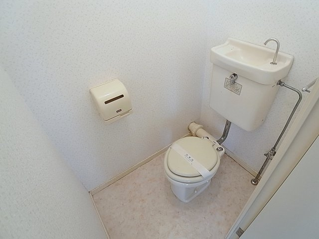 すずらん台コートのトイレ|クリーニング済みのトイレ