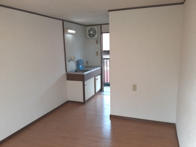 ベルハイツ長瀬A棟の内装|きれいな内装です