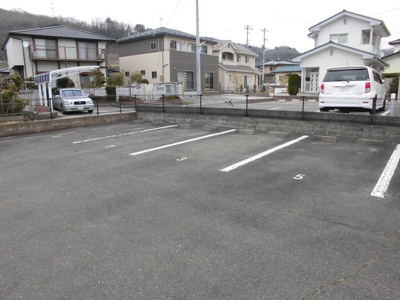 【駐車場】 | フラッツ・ユー | 駐車場