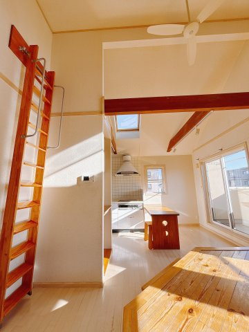 【中古戸建】伊勢崎市連取元町の居間・リビング|■リビング