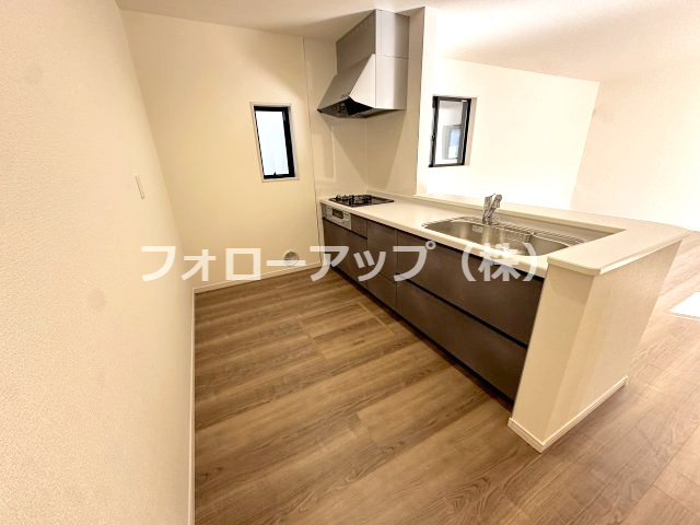 貝塚市三ツ松5期3号棟のキッチン|きれいなキッチンです