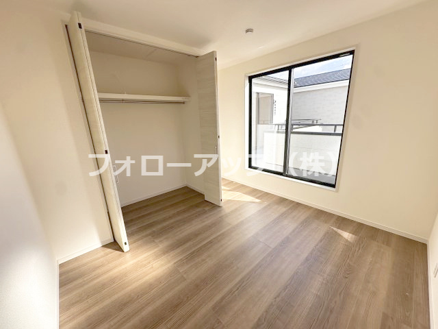 貝塚市三ツ松5期3号棟の洋室|ゆったりした洋室です