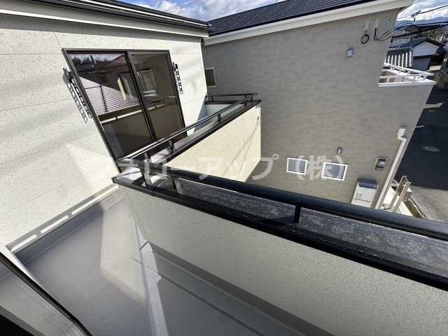 貝塚市三ツ松5期3号棟のバルコニー|バルコニー付きです