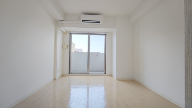 【居間・リビング】ラナップスクエア湊川公園