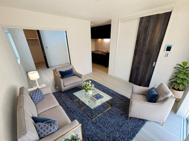 ソレイユビセレクト法蓮町Ｉ