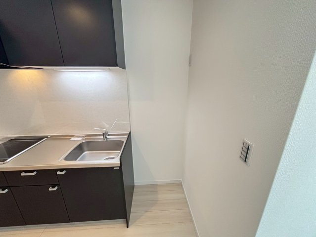 ソレイユビセレクト法蓮町Ｉのキッチン