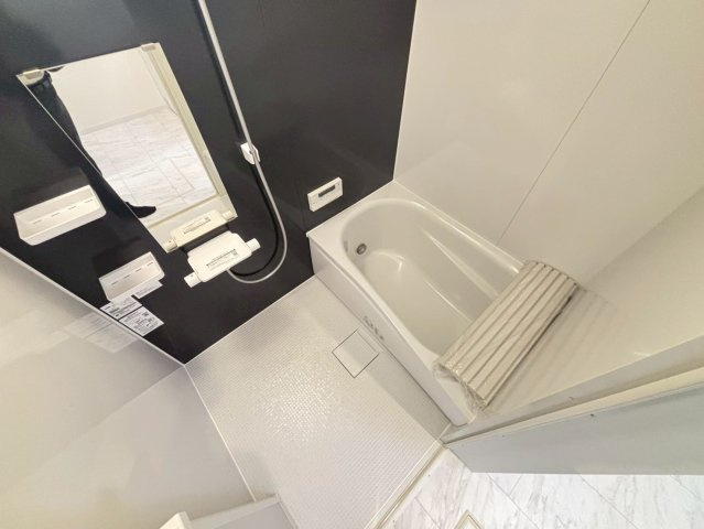 ソレイユビセレクト法蓮町Ｉの浴室