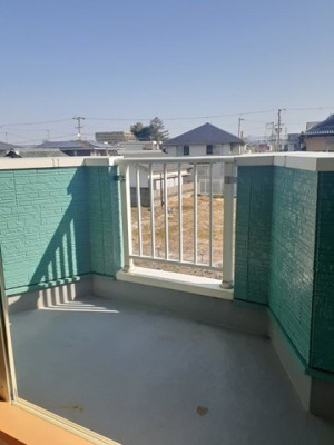 【バルコニー】 | メゾンアルバソーレ | 暖かな日差しのふりそそぐバルコニー