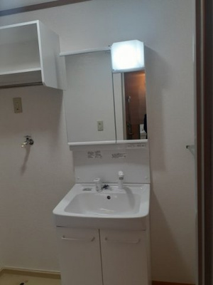 【洗面所】 | メゾンアルバソーレ | コンパクトで使いやすい洗面所