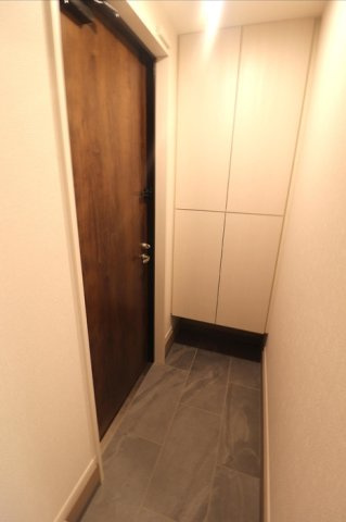 D-room GRACA 中町 WESTの玄関|玄関