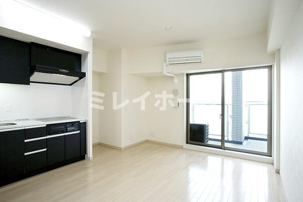 レジディア中延の居間・リビング